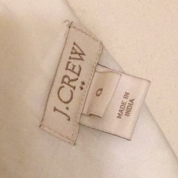 Beautiful spotless white lace lined dress - Picture 4 of 4